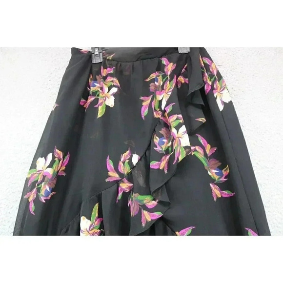 A New Day Hi-Lo Slip-On Wrap Skirt-Short-Size Medium-Black Chiffon w/Florals - Picture 6 of 11